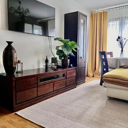 Yellow Apartment Airport Galeria Mokotow Netflix Warszawa Eksteriør billede