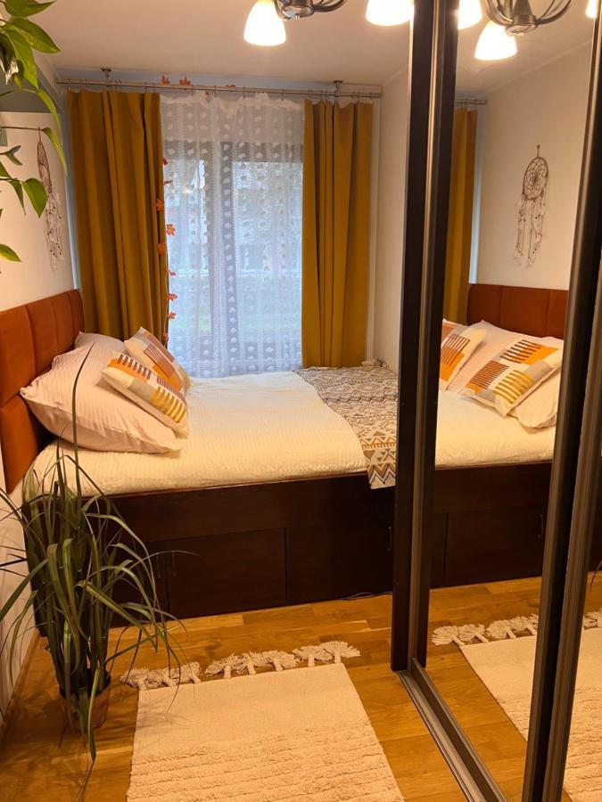 Yellow Apartment Airport Galeria Mokotow Netflix Warszawa Eksteriør billede